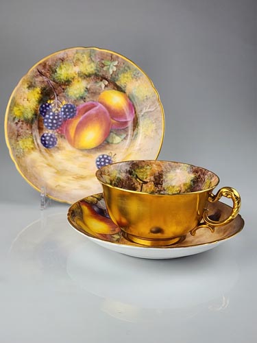 Royal Worcester Cup, saucer & plate Freeman