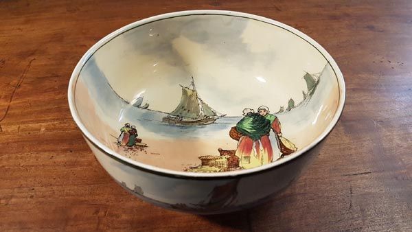 Doulton Fisherfolk A, Brittany - D4405
