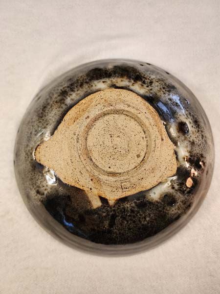 NZ Pottery: Doris Dutch - Pottery bowl