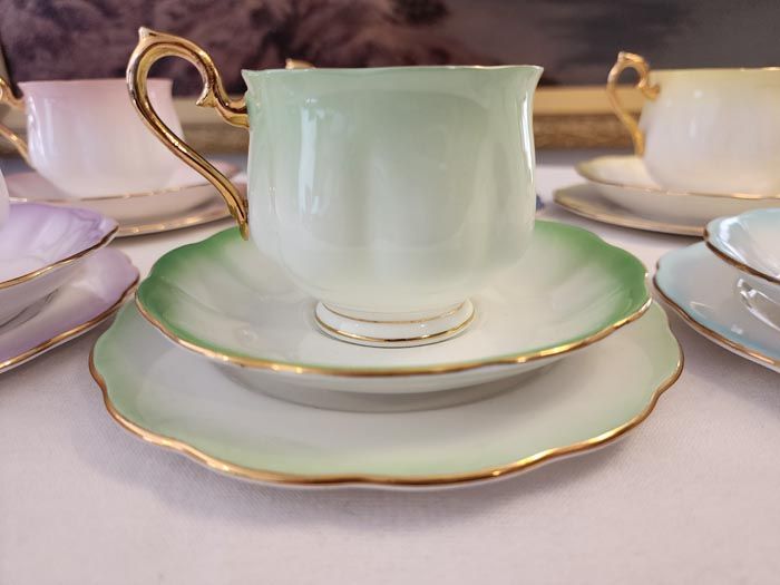 Royal Albert: Royal Albert - Rainbow trios