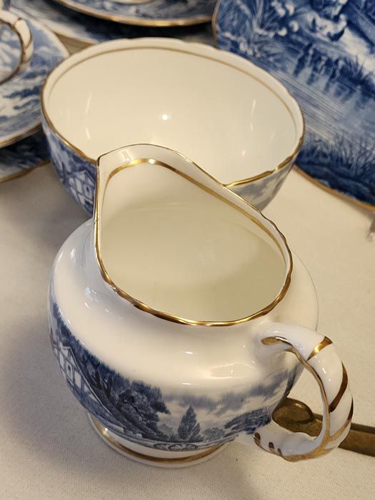 - Other: H & M Sutherland Rural Scenes - 6 place Tea Set