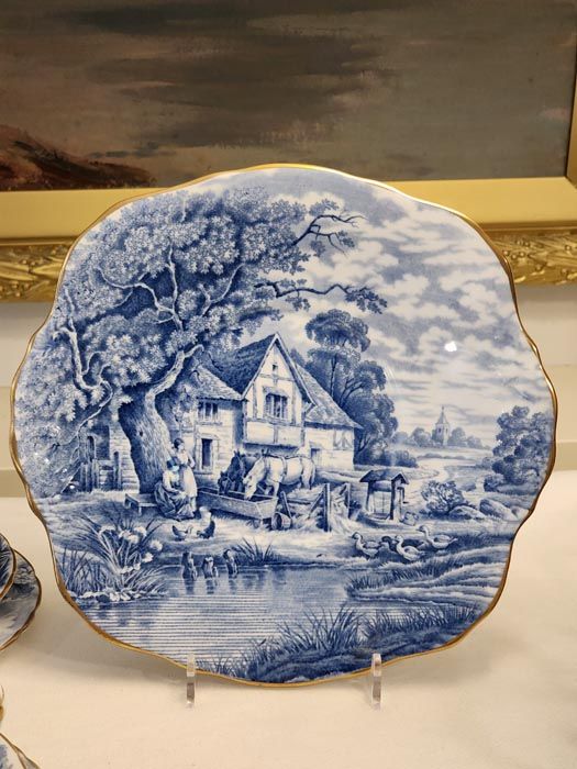 - Other: H & M Sutherland Rural Scenes - 6 place Tea Set