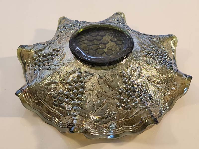 Carnival Glass: Carnival Glass Helios Grapes