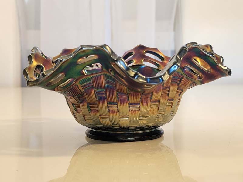 Carnival Glass: Carnival Glass Basket