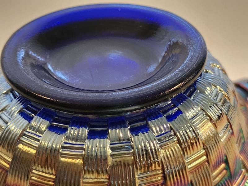 Carnival Glass: Carnival Glass Basket