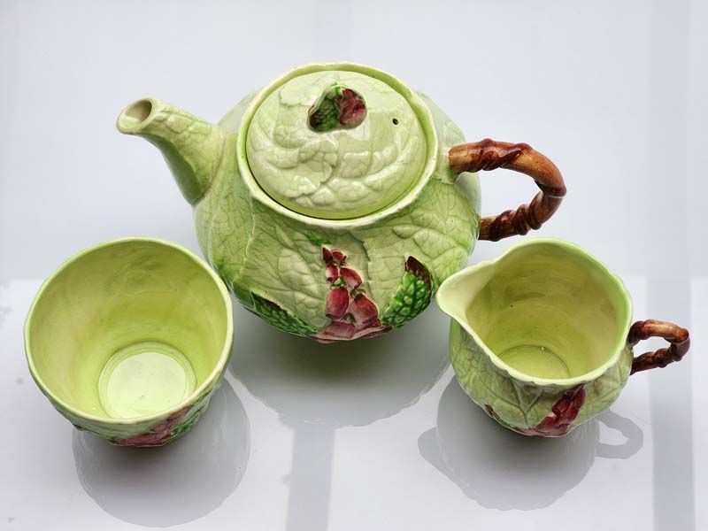 - Other: Carlton Ware Foxgloves Teaset