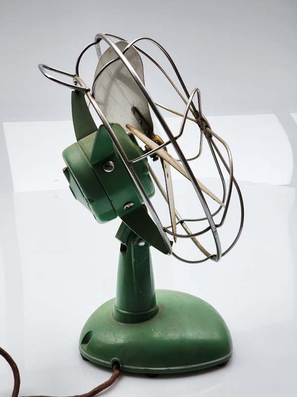 Vintage & Retro: Green Frost Fan