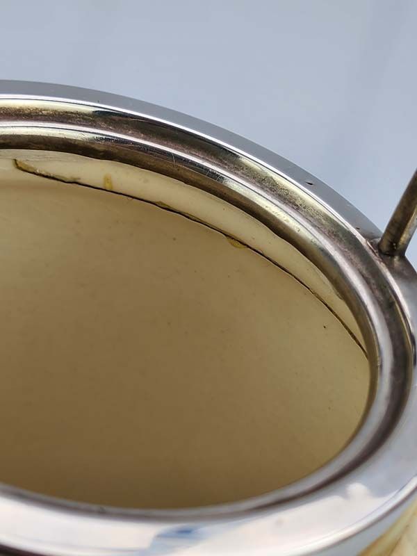 Dickensware: Royal Doulton Artful Dodger biscuit barrel