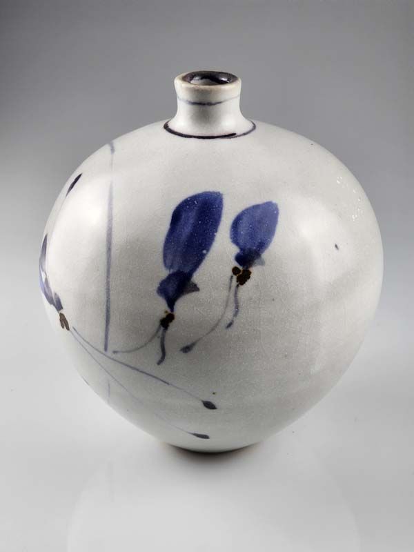 NZ Pottery: Campbell Hegan vase