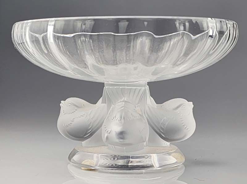 Stunning Lalique Crystal Nogent Bird Bowl