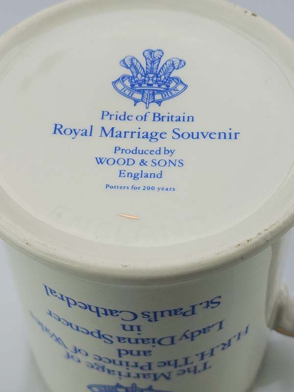 Royal Family: The Marriage of Charles and Diana Mug 1981