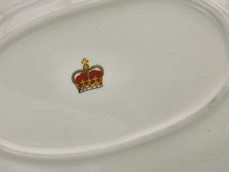 Royal Family: Queen Elizabeth II Silver Jubilee tray 1977