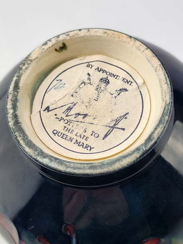 Moorcroft: Moorcorft - Flower vase