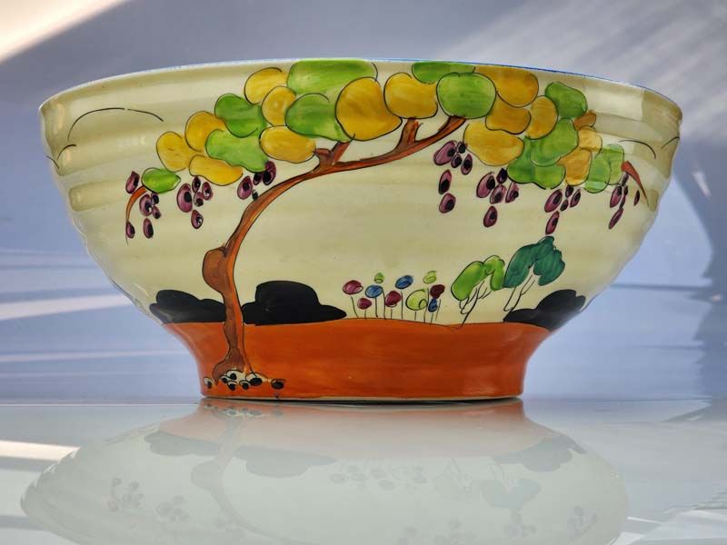 China & Ceramics: Clarice Cliff - Apple Tree Summer House