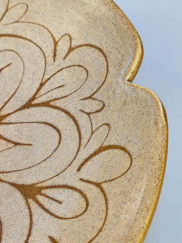 Poole Pottery: Poole designer plate