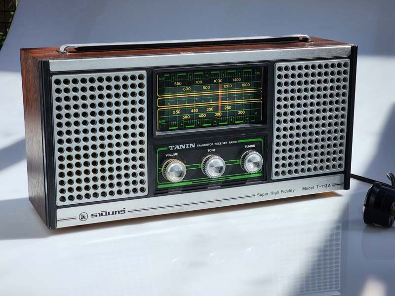 Siuuns Tanin T-113A Transistor Receiver Radio