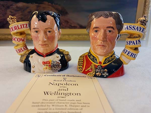 2x jugs, Napoleon &amp; Wellington D7002