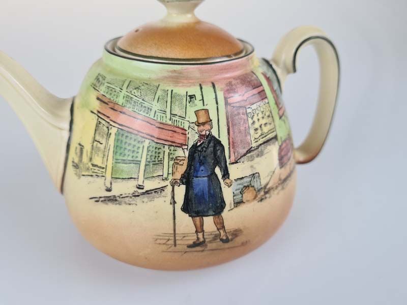 Dickensware: Royal Doulton - Mr Micawber Tea Pot