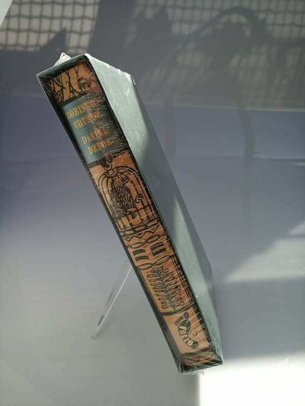 Robinson Crusoe by Daniel Defoe