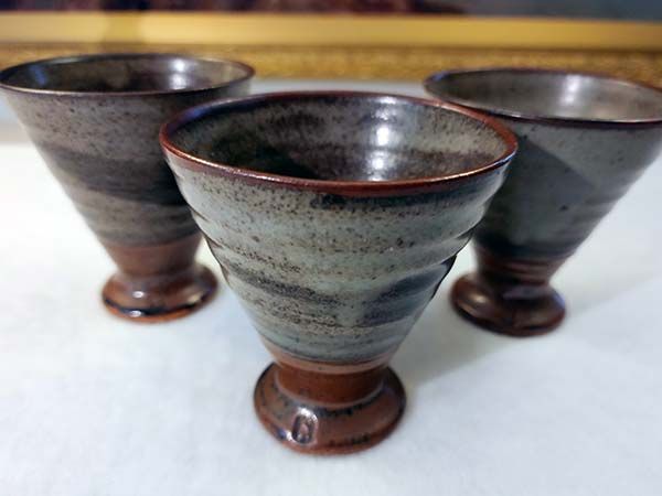 NZ Pottery: Peter Stichbury mugs