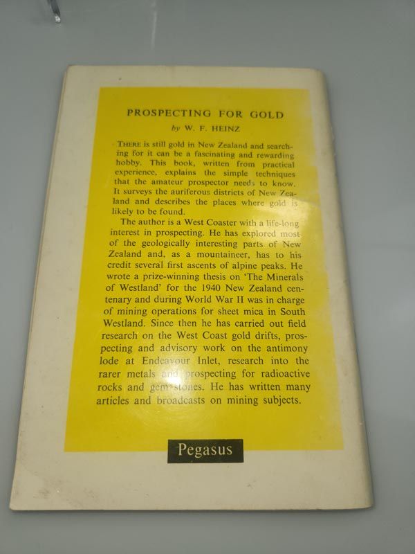 New Zealand books: Prospecting for Gold By W . F . Heinz
