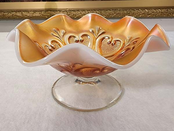 Carnival Glass: Carnival Glass Fenton Holly Ice Cream Dish