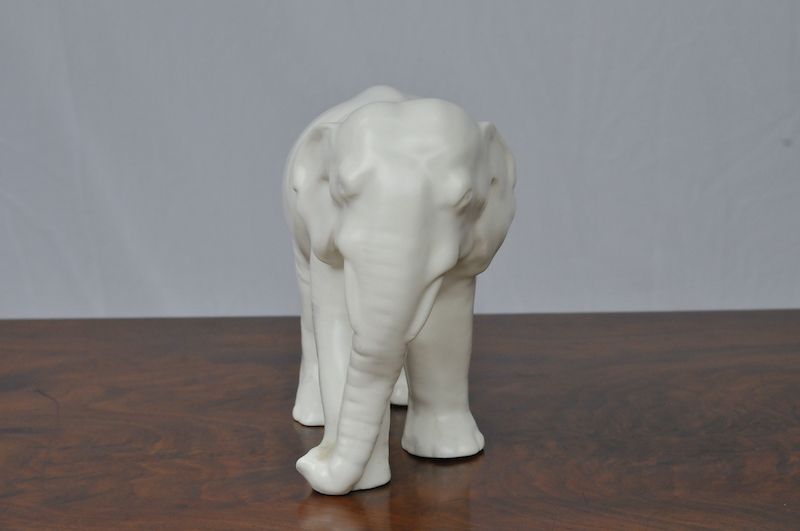 Crown Lynn: Crown Lynn - Elephant