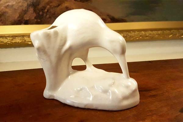 Crown Lynn - White Kiwi