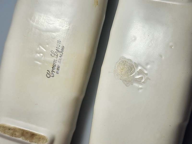 Crown Lynn: Crown Lynn troughs