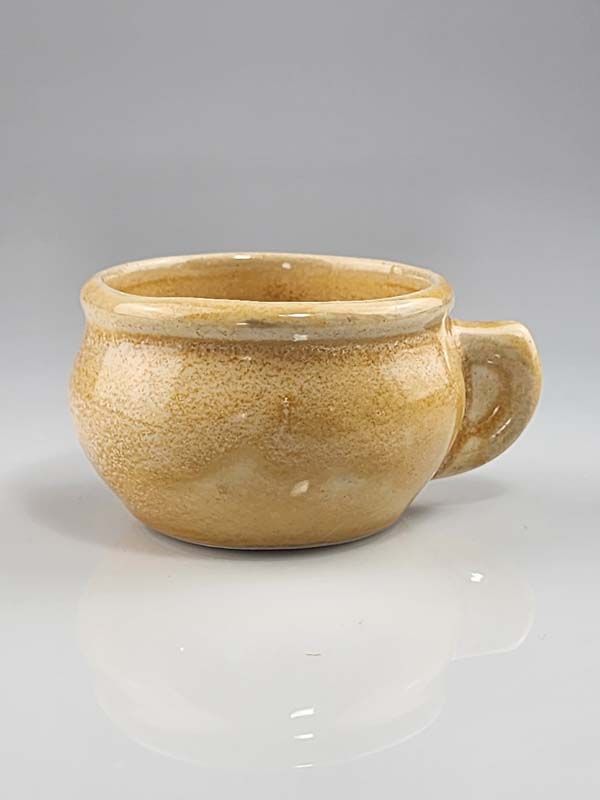 Crown Lynn: Rare Crown Lynn Miniature Mugs