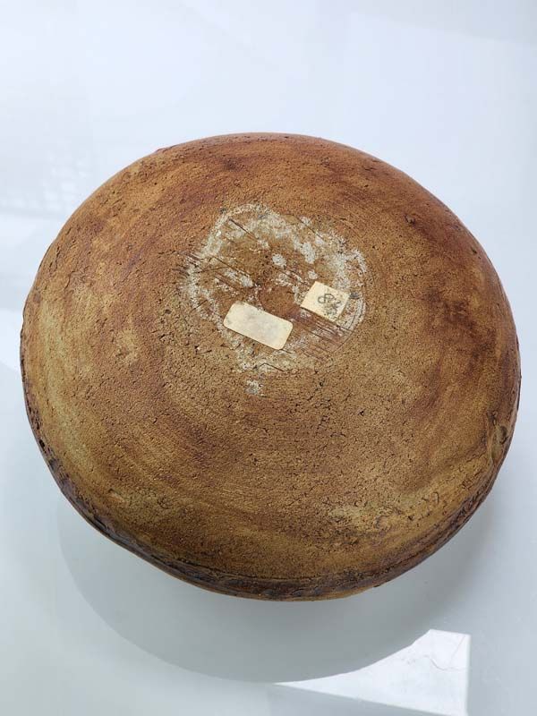 NZ Pottery: Doreen Blumhardt squat jug