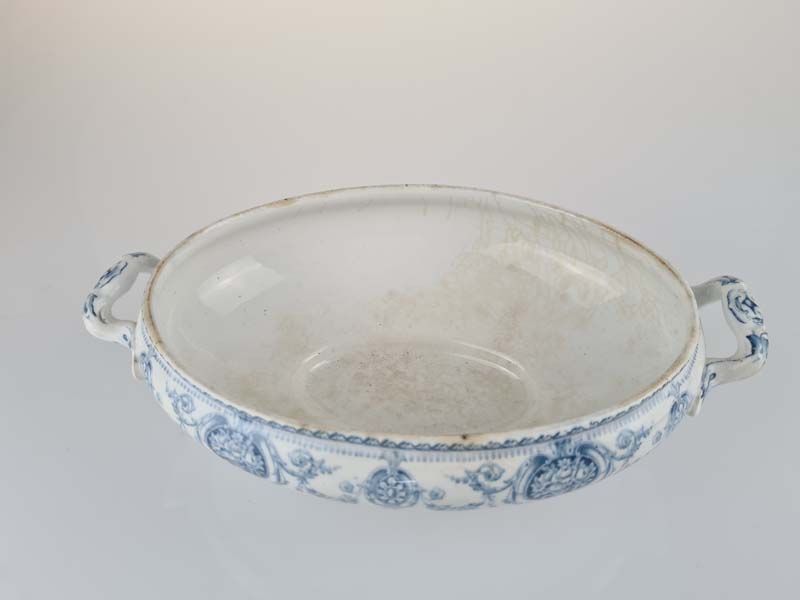 - Other: Florence Blue And White Tureen Dish