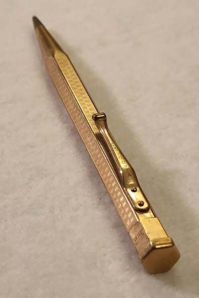 Gold Yard-O-Led pencil