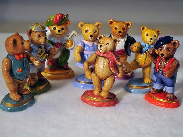 Halcyon Days Enamels - Teddy bears