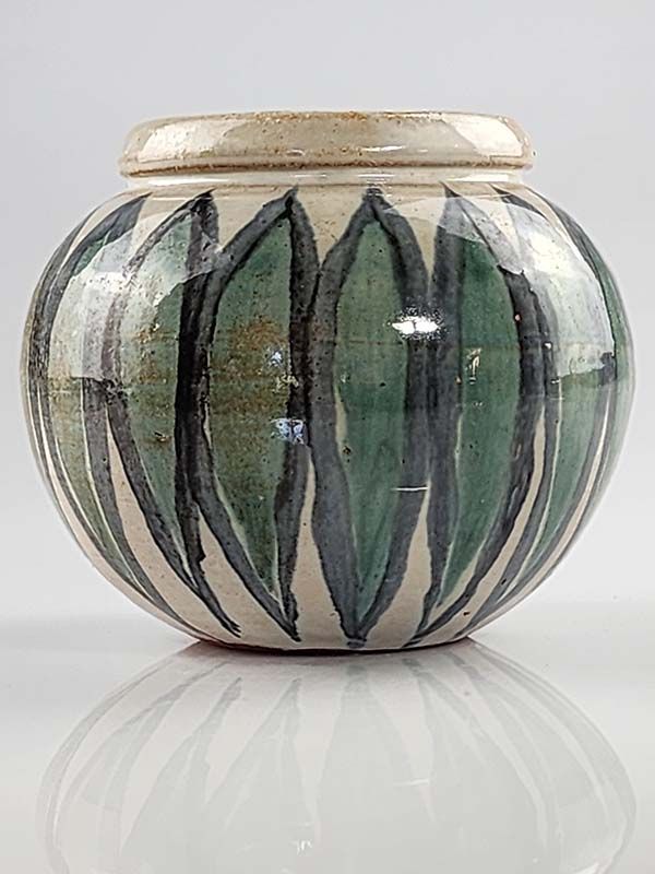 Hanmer Pottery high-gloss vase