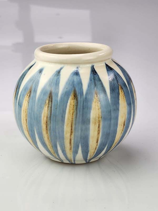 Hanmer Pottery vase