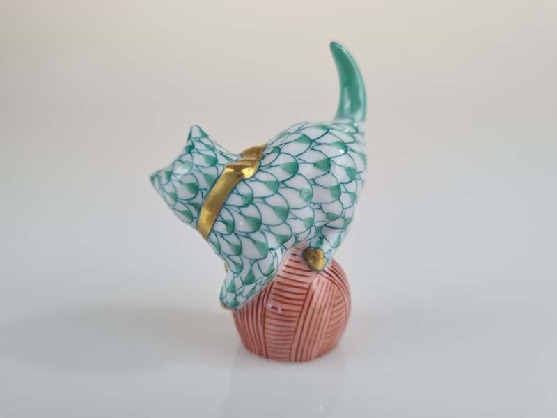 China & Ceramics: Herend Green Cat Figurine