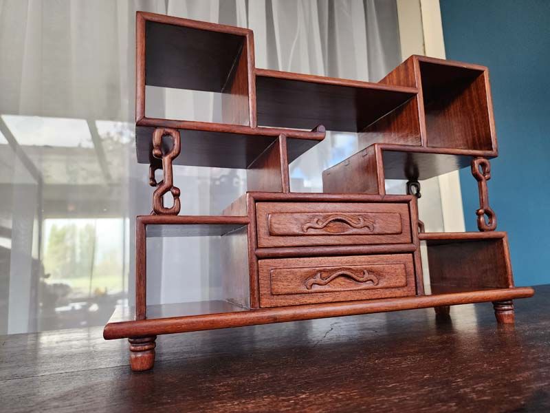 Asian items: Vintage Japanese Display