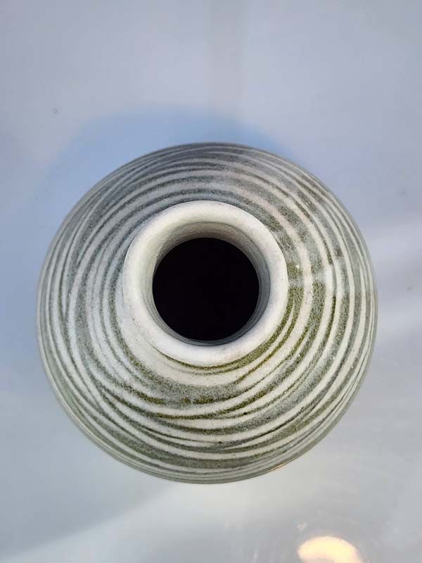 - Signed studio pottery: John Lawrence - Vase