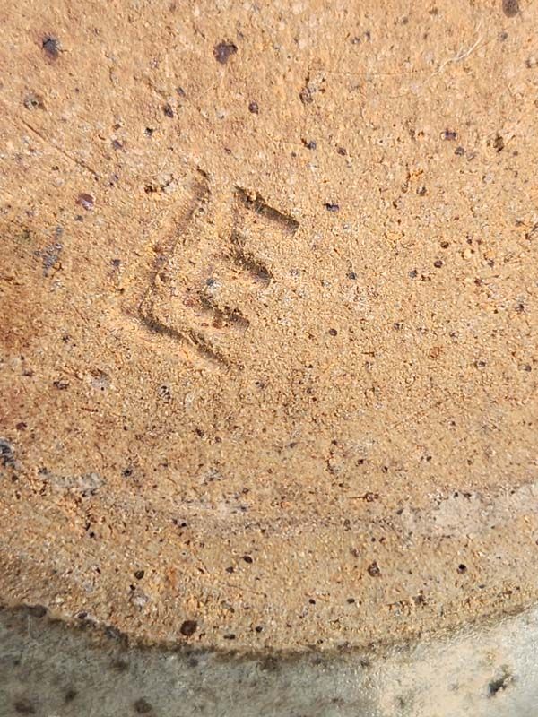 NZ Pottery: Lawrence Ewing - bottle