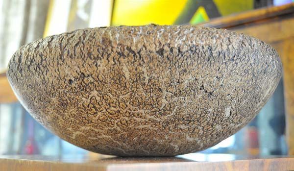 NZ Pottery: Len Castle style - large bowl