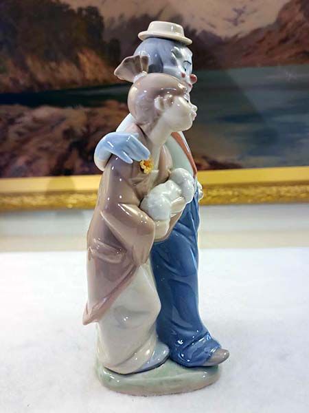 China & Ceramics: Lladro - Pals Forever