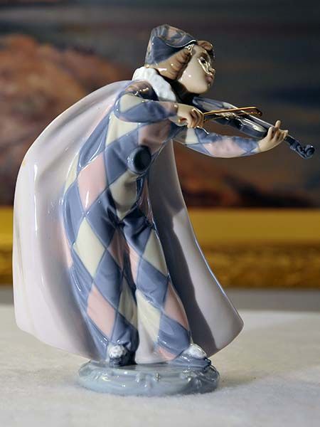 China & Ceramics: Lladro - Circus Serenade