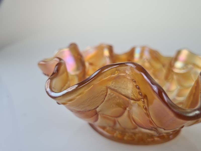 Glass: Carnival Glass Fish Scale