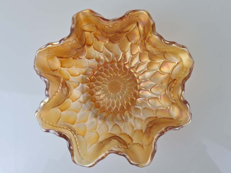 Fish Scale patterned bowl