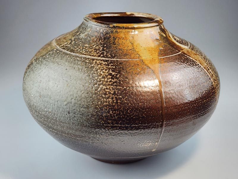 NZ Pottery: Mike O'Donnell Large Vase