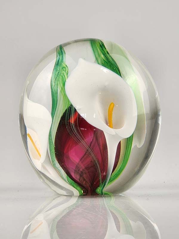 Peter Raos - Lily Paperweight 1994