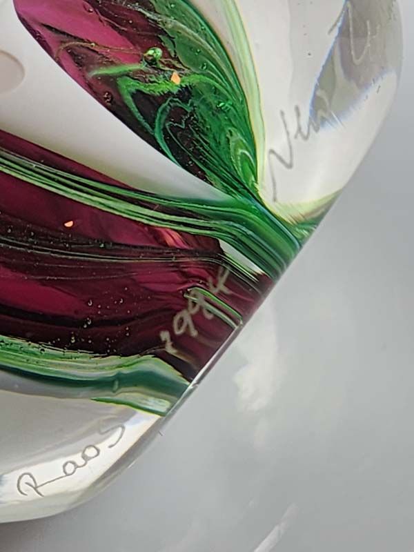 Glass: Peter Raos Lily Glass Paperweight