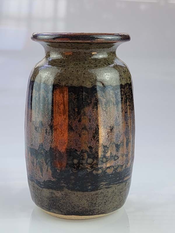NZ Pottery: Peter Vendelbosch - Pottery vase