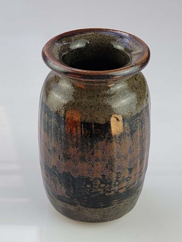 NZ Pottery: Peter Vendelbosch - Pottery vase